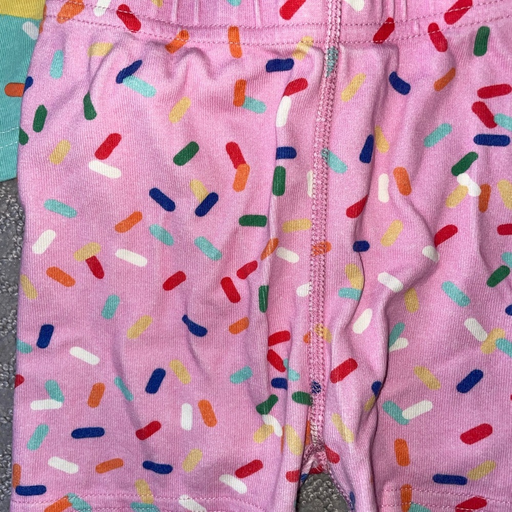 EUC Hanna Andersson pajamas - Picture 2 of 4